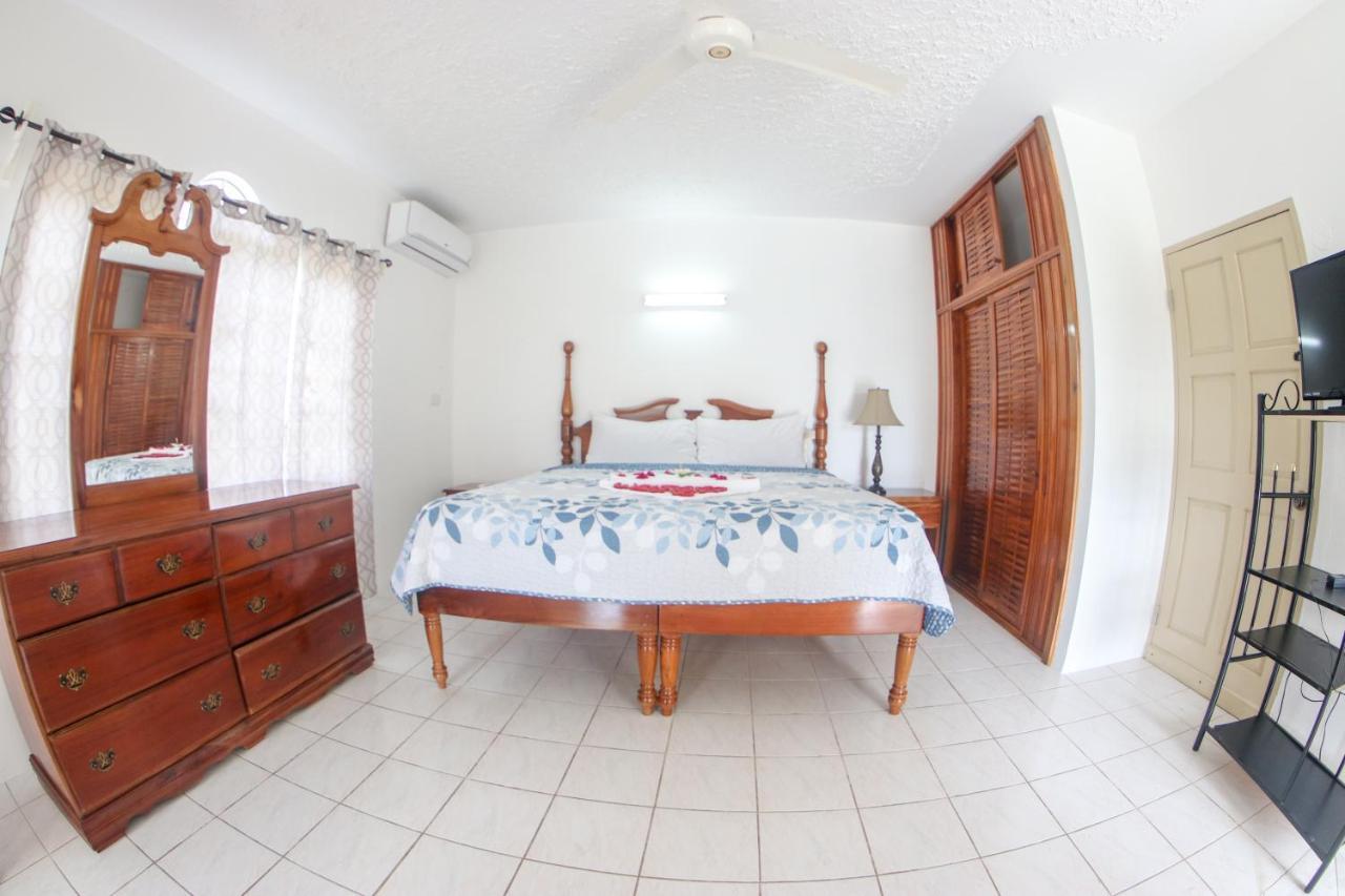 Van Villa Guesthouse Negril Kültér fotó