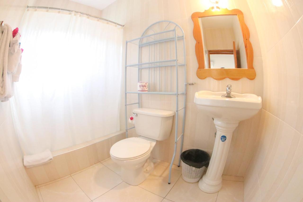 Van Villa Guesthouse Negril Kültér fotó