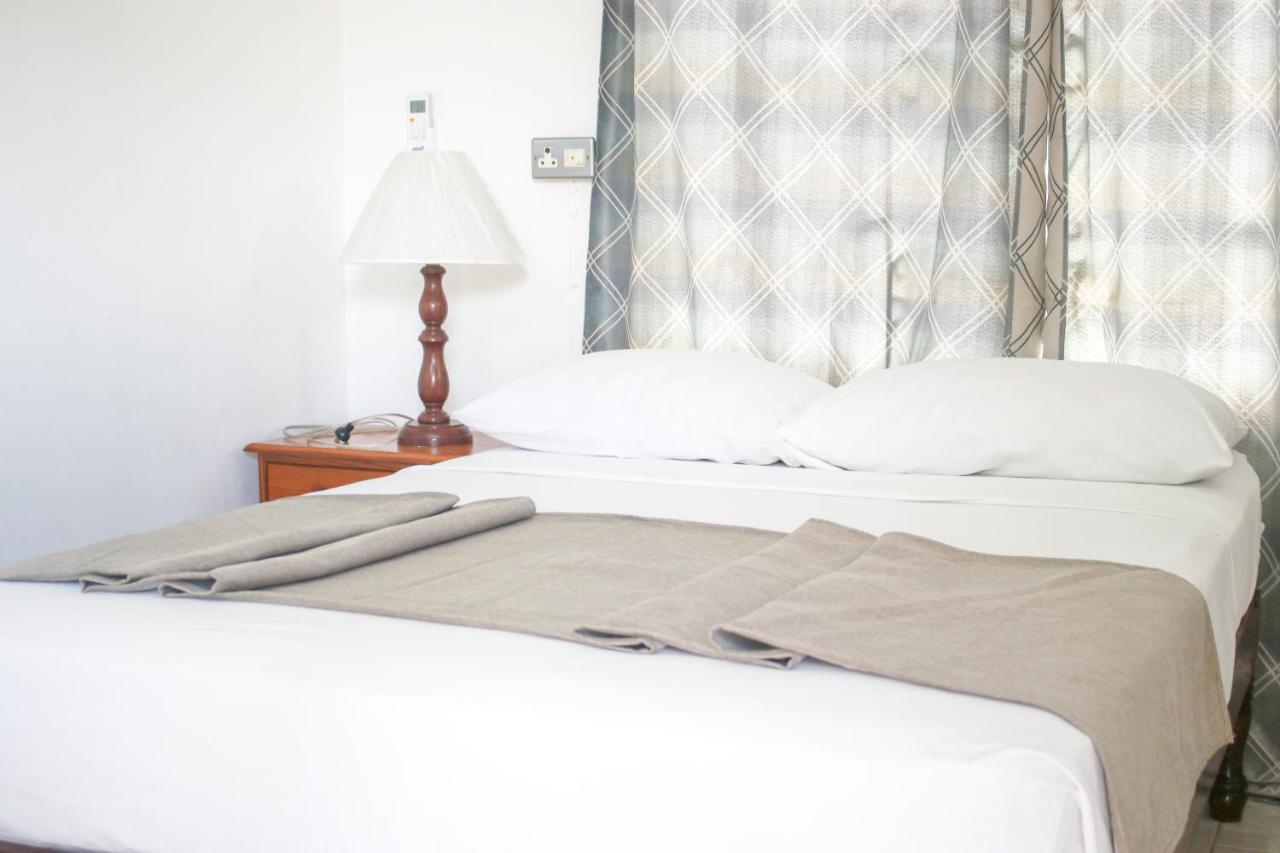 Van Villa Guesthouse Negril Kültér fotó